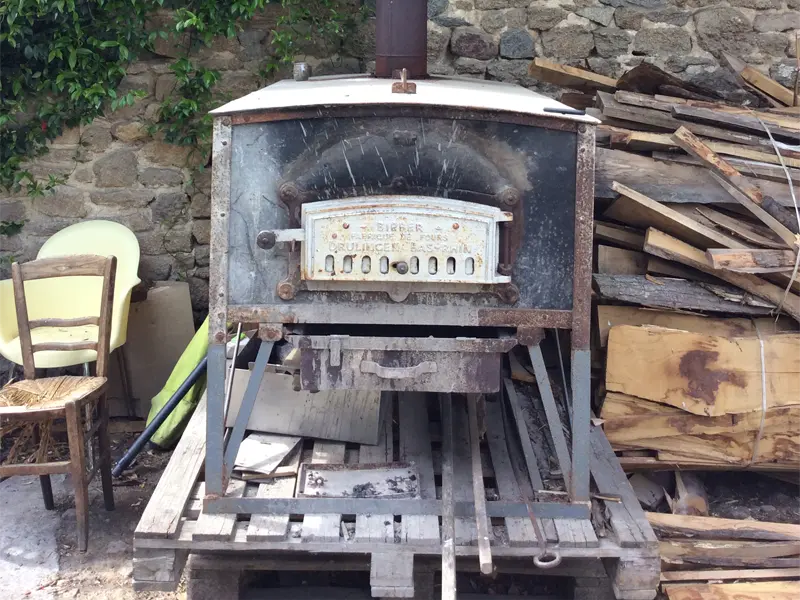 Image du four à bois de la ferme du Bas Val